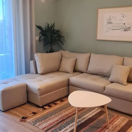 La Comfy Ap Apartment