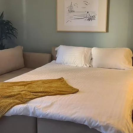 La Comfy Ap * Sarandë