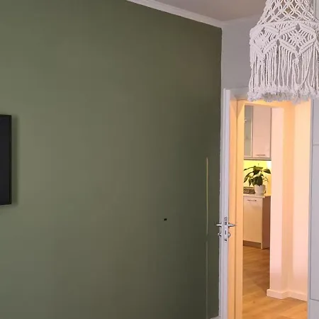 La Comfy Ap * Sarandë