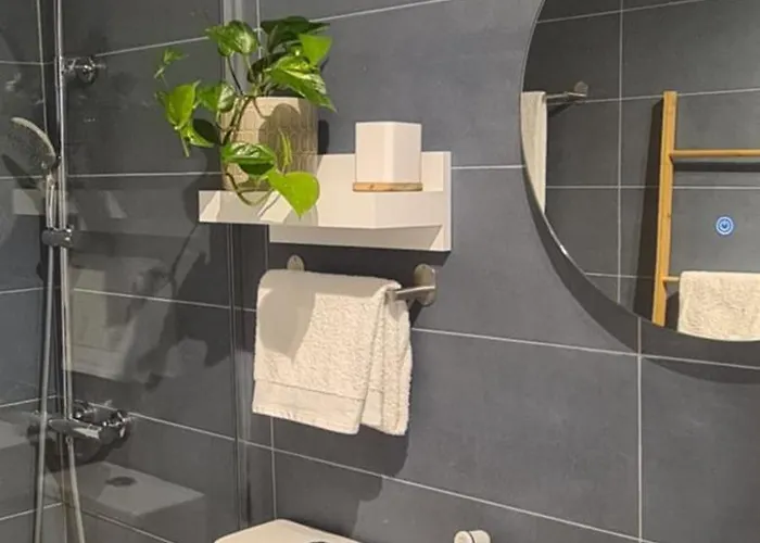 La Comfy Ap Sarandë