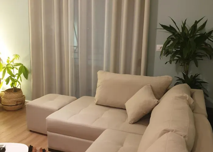 La Comfy Ap * Sarandë