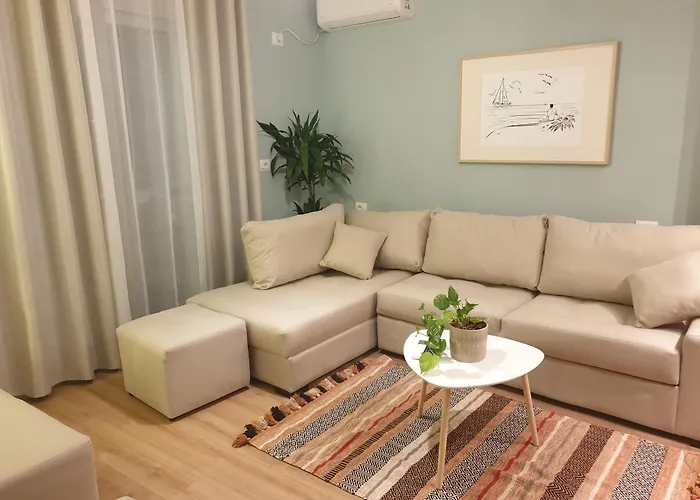 La Comfy Ap Sarandë
